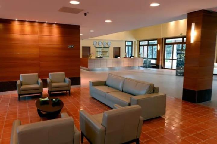 Suite Cond Vista Azul Em Pedra Azul - دومينغوس مارتينز المظهر الخارجي الصورة